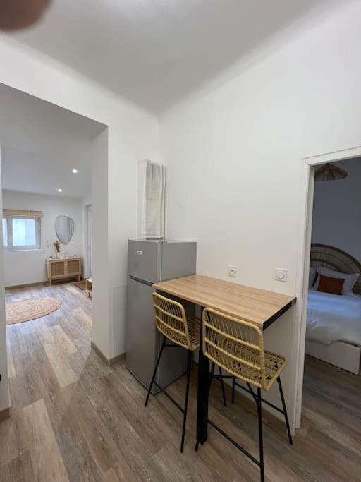 Tres Bel Appartement Neuf Avignon Exterior photo